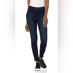 NEW PAIGE Women's Margot Transcend Denim Highest Rise
Ultra Skinny